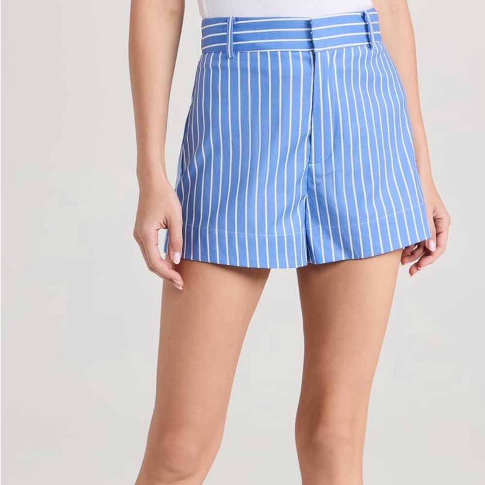 NWT Reformation Willow Short